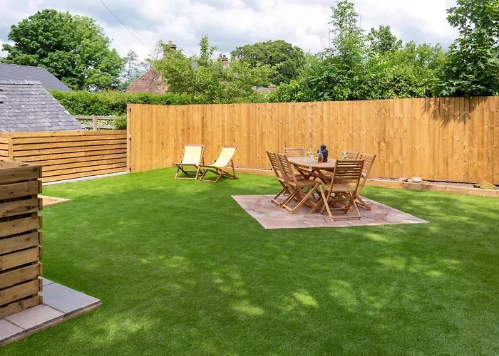 - Sleeps 4 Hot Tub&pet Friendly * Carlisle (Cumbria)